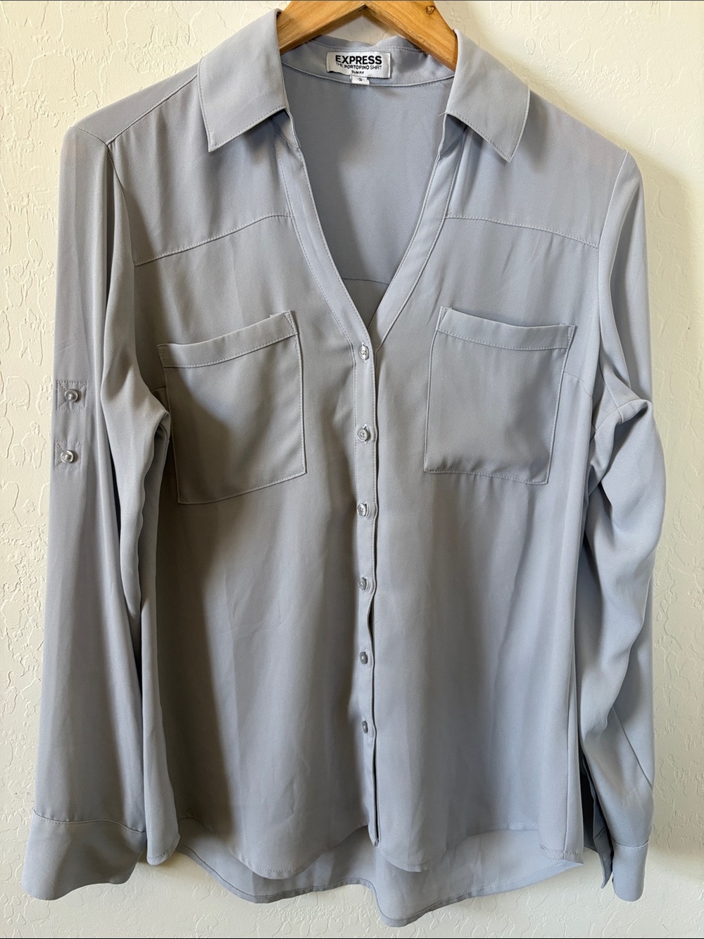 Express Portfino Slim Fit Gray Blouse sz Medium